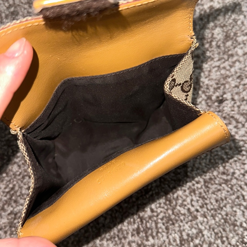 Authentic Gucci Wallet - Picture 7 of 8
